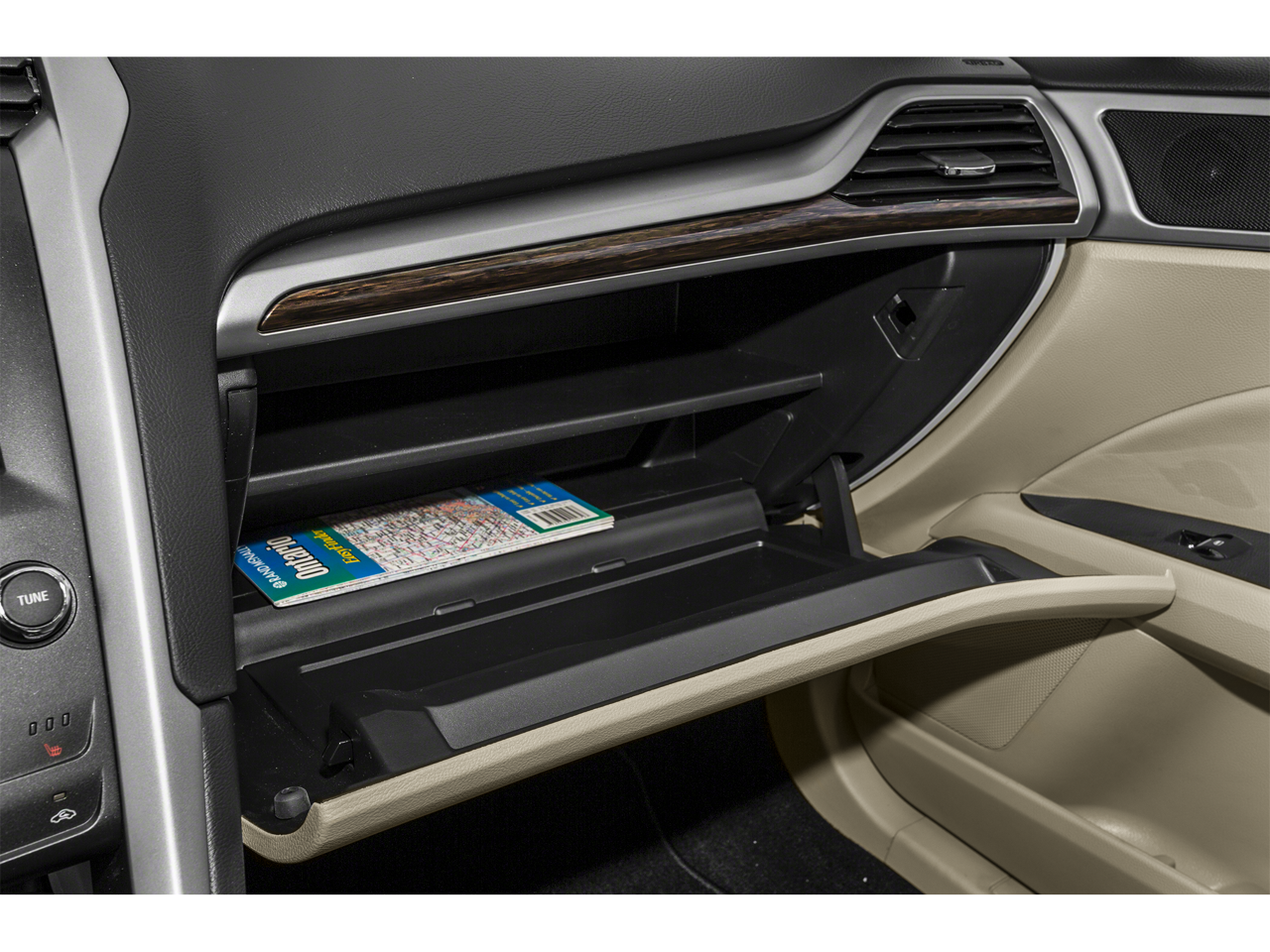2015 Ford Fusion 4dr Sdn Titanium Hybrid FWD