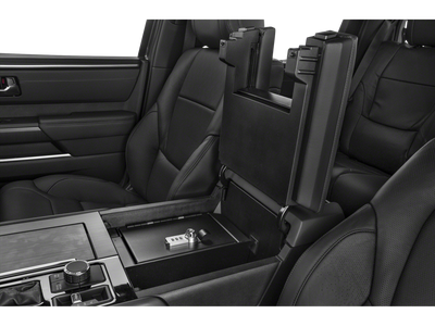 2023 Toyota Tundra 4WD Platinum CrewMax 5.5' Bed (Natl)