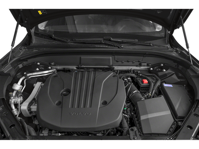 2024 Volvo XC60 B5 AWD Ultimate Dark Theme