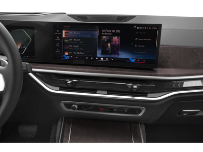 2025 BMW X7 xDrive40i Sports Activity Vehicle