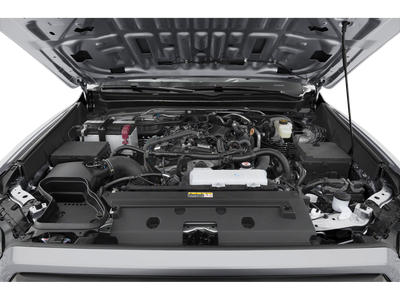 2025 Toyota Tacoma 4WD SR5 Double Cab 5' Bed AT (Natl)