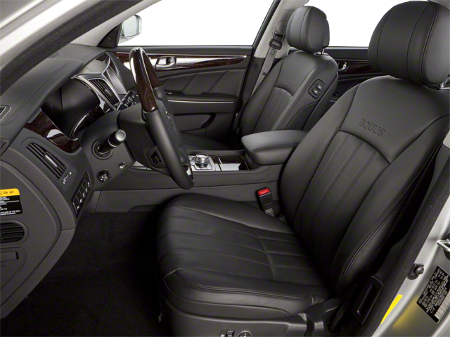 2012 Hyundai Equus Signature