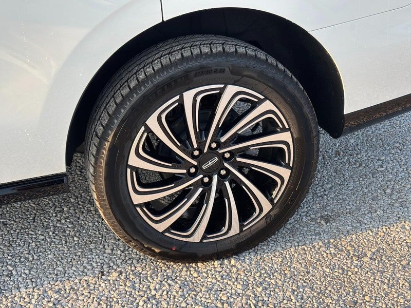2027 Lincoln Navigator Black Label