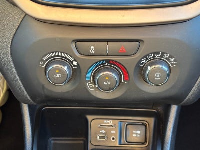 2016 Jeep Cherokee FWD 4dr Sport