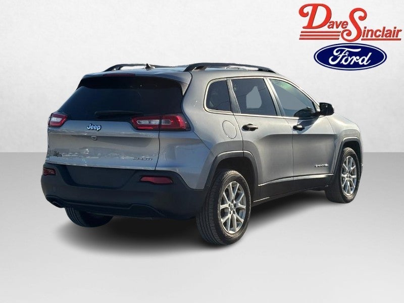 2016 Jeep Cherokee FWD 4dr Sport
