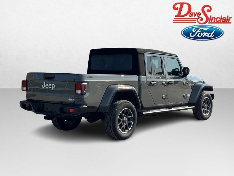2022 Jeep Gladiator Overland 4x4