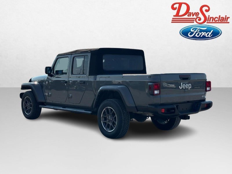 2022 Jeep Gladiator Overland 4x4