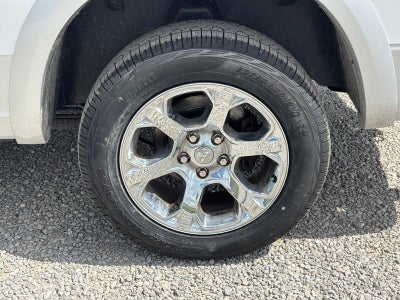 2016 RAM 1500 4WD Crew Cab 140.5" Laramie