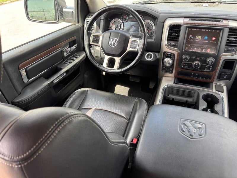 2016 RAM 1500 4WD Crew Cab 140.5" Laramie