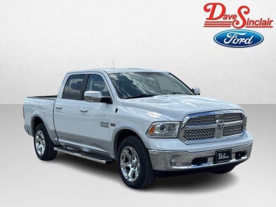 2016 RAM 1500 4WD Crew Cab 140.5" Laramie