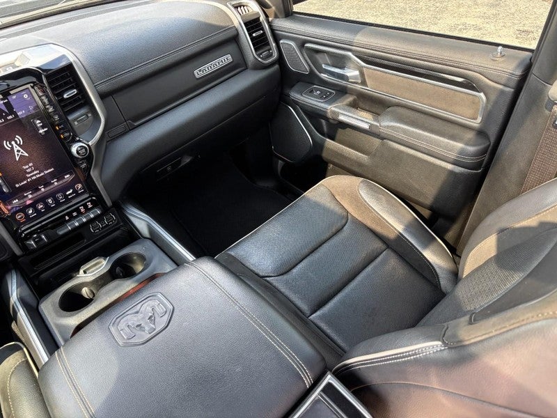 2021 RAM 1500 Laramie 4x4 Crew Cab 5'7" Box