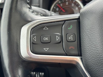 2020 RAM 1500 Laramie 4x4 Crew Cab 5'7" Box