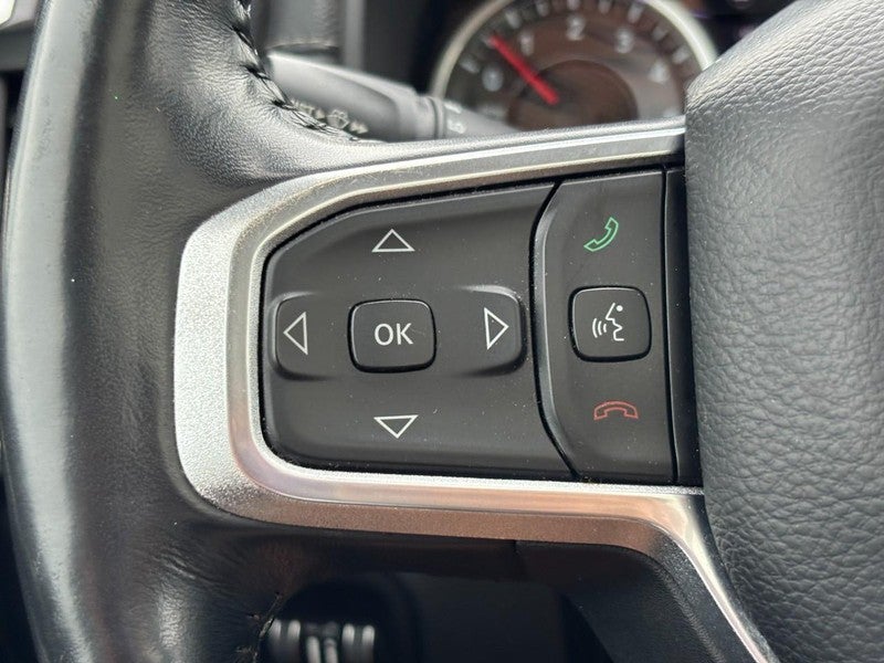 2020 RAM 1500 Laramie 4x4 Crew Cab 5'7" Box