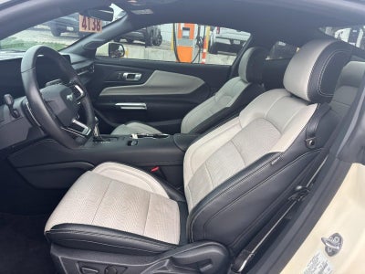 2025 Ford Mustang GT Premium Fastback