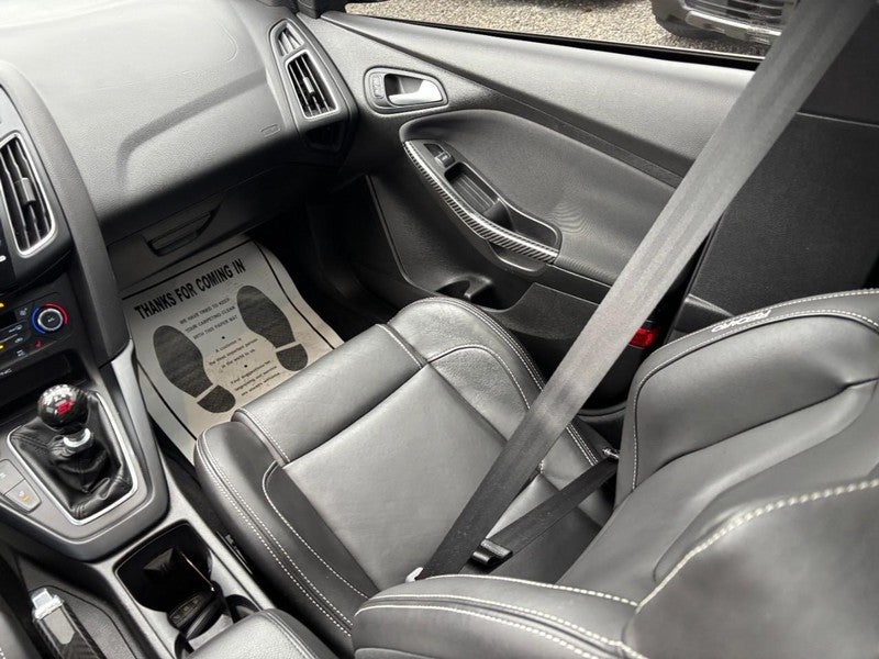 2016 Ford Focus 5dr HB ST