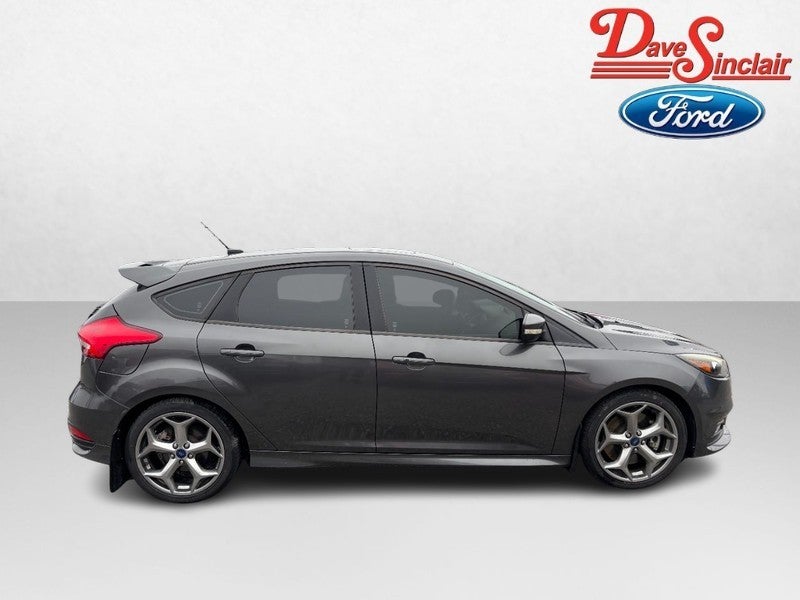 2016 Ford Focus 5dr HB ST