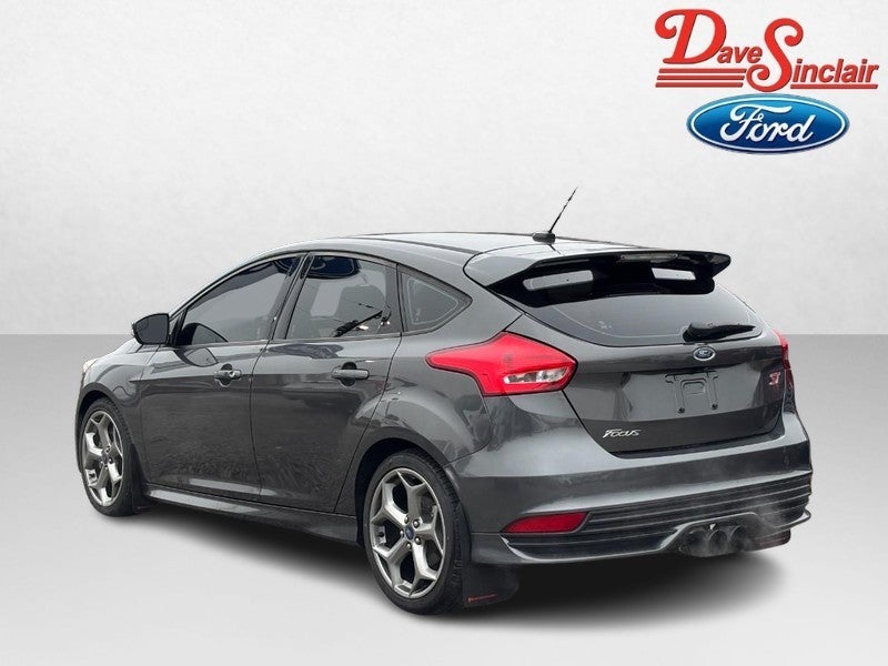 2016 Ford Focus 5dr HB ST