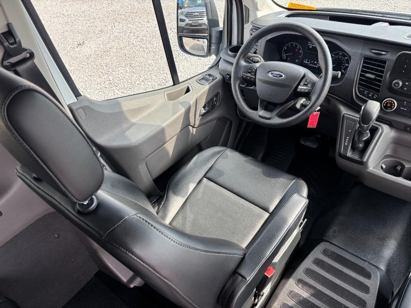 2025 Ford Transit Passenger Wagon T-350 148" Med Roof XL RWD
