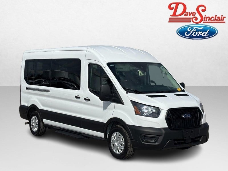 2025 Ford Transit Passenger Wagon T-350 148" Med Roof XL RWD