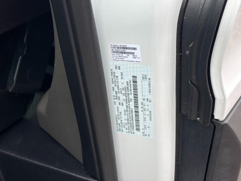 2025 Ford Transit Passenger Wagon T-350 148" Med Roof XL RWD