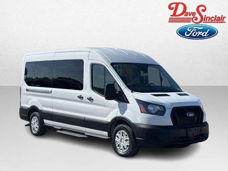 2025 Ford Transit Passenger Wagon T-350 148" Med Roof XL RWD