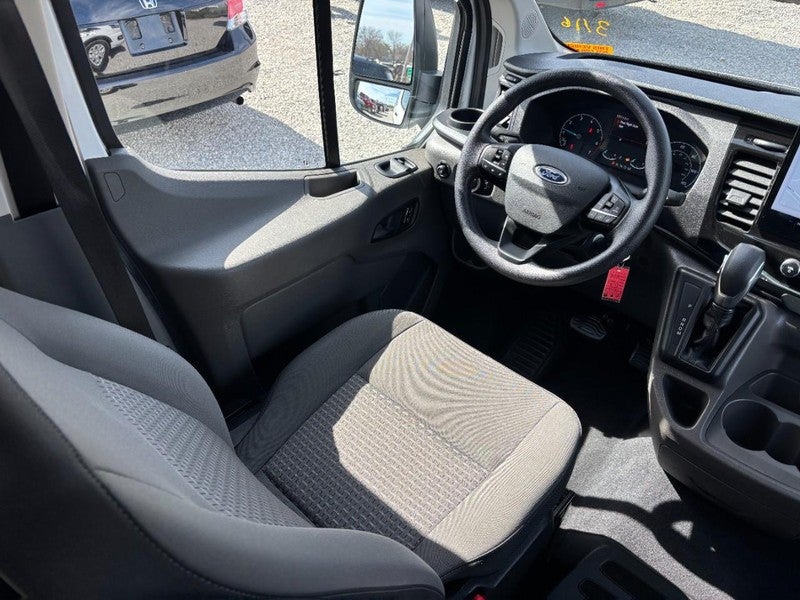 2024 Ford Transit Passenger Wagon T-350 148" Low Roof XLT RWD