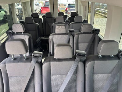 2025 Ford Transit Passenger Wagon T-350 148" Med Roof XLT AWD