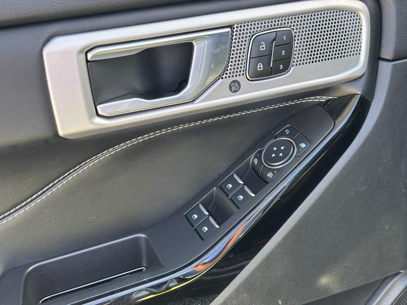 2023 Ford Explorer ST 4WD