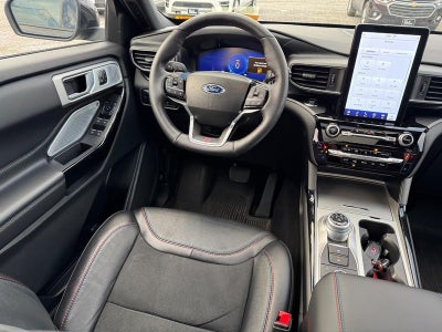 2023 Ford Explorer ST 4WD