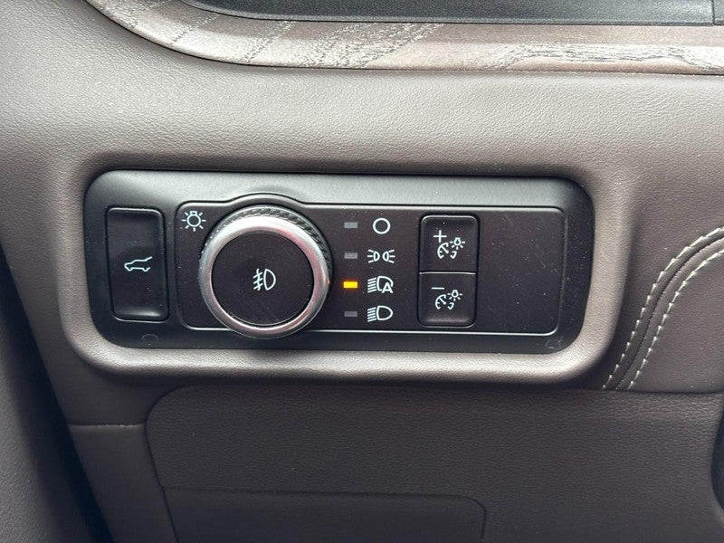 2023 Ford Explorer Platinum 4WD