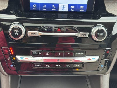 2023 Ford Explorer Platinum 4WD