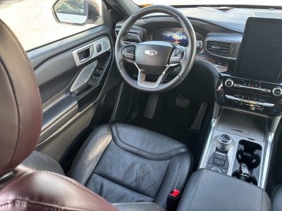 2022 Ford Explorer Platinum 4WD