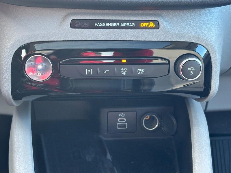 2025 Ford Escape Platinum FWD