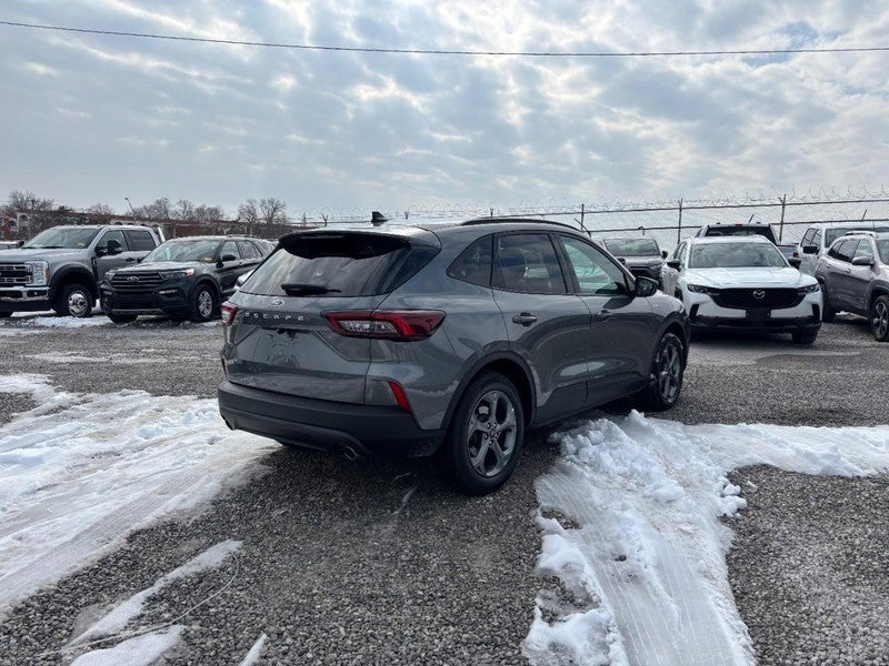 2025 Ford Escape ST-Line FWD