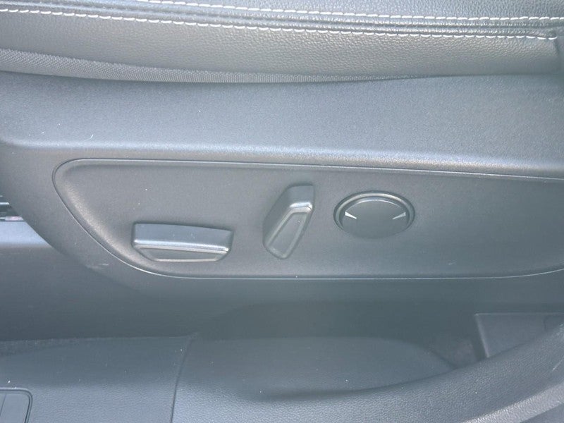 2025 Ford Escape Platinum AWD