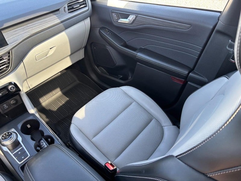 2023 Ford Escape Platinum AWD