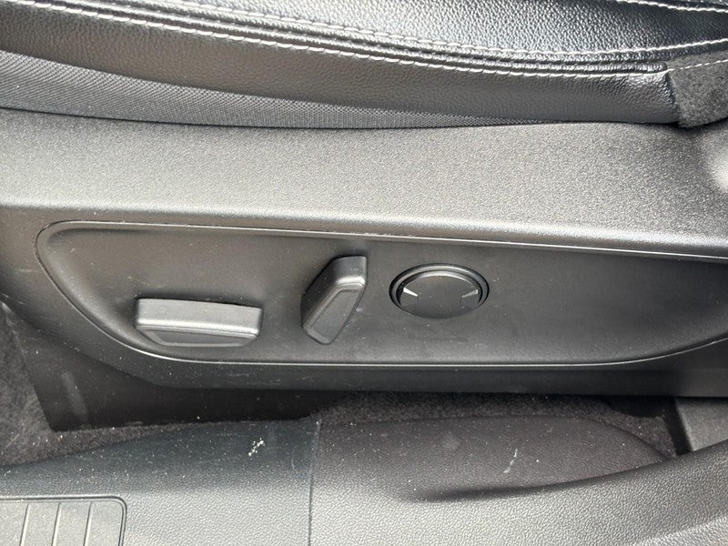 2023 Ford Escape Platinum AWD