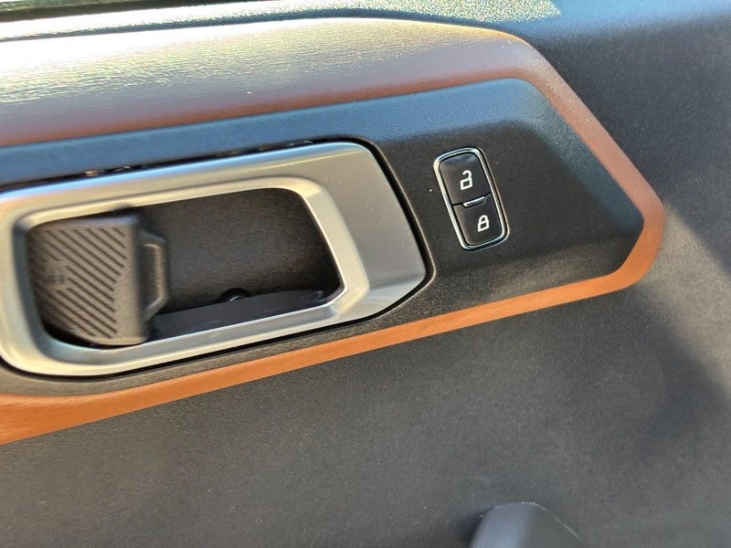 2022 Ford Bronco Base 4 Door Advanced 4x4