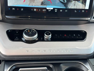 2025 Ford Expedition Max Active 4x4