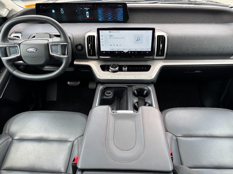 2025 Ford Expedition Max Active 4x4