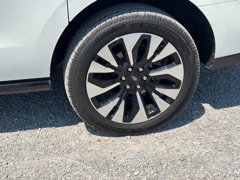 2025 Ford Expedition Max Platinum 4x4