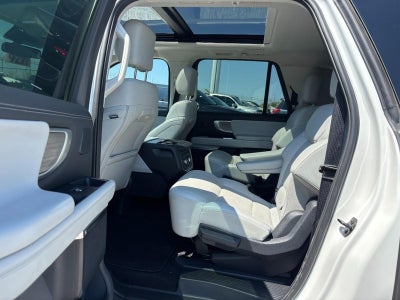 2025 Ford Expedition Max Platinum 4x4