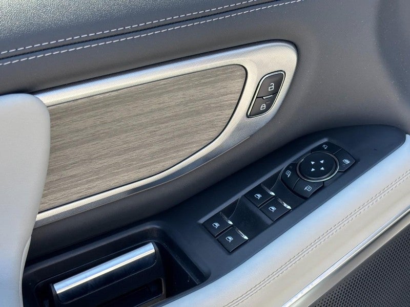 2025 Ford Expedition Max Platinum 4x4
