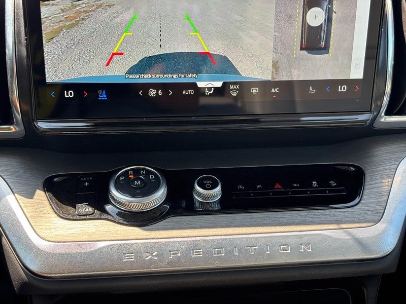 2025 Ford Expedition Max Platinum 4x4