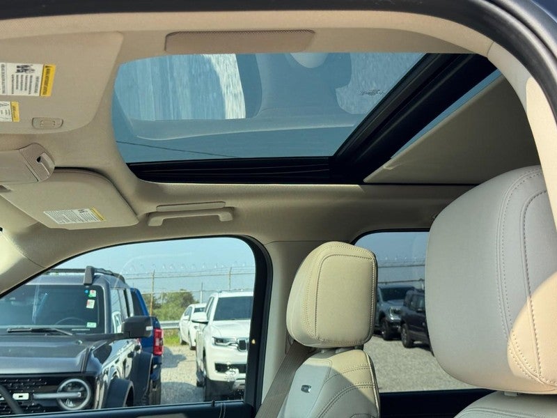 2022 Ford Expedition Max Platinum 4x4