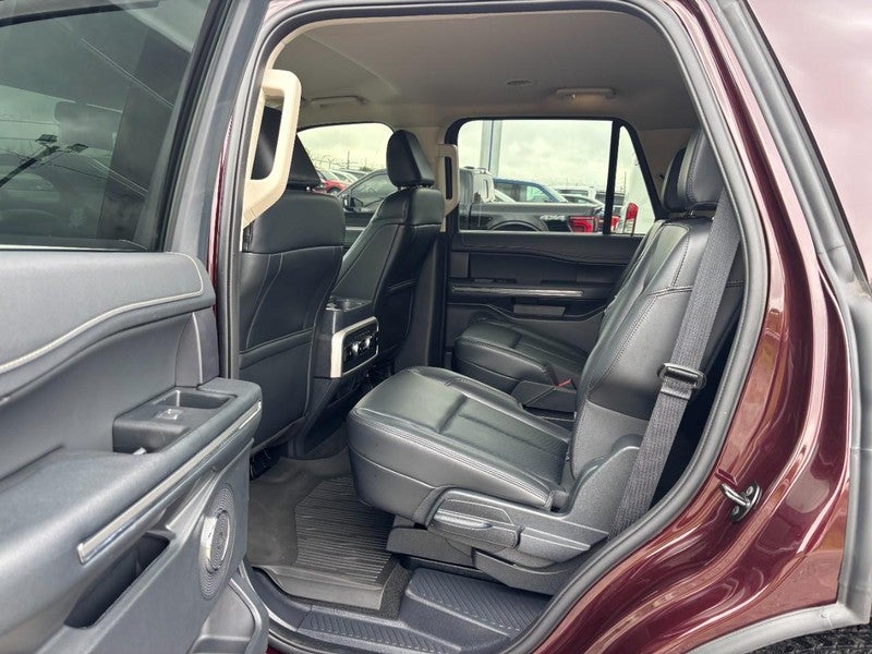 2024 Ford Expedition XLT 4x2