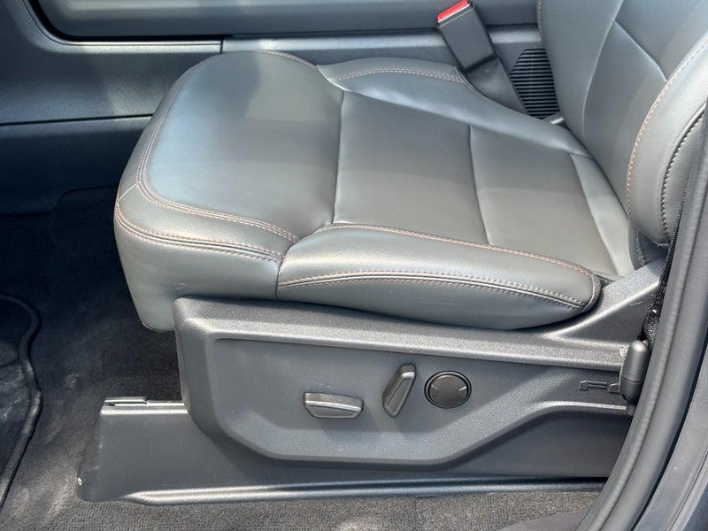 2025 Ford Expedition Active 4x4