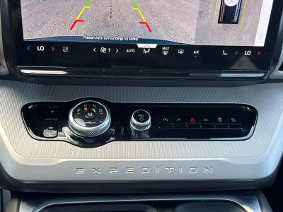 2025 Ford Expedition Active 4x4