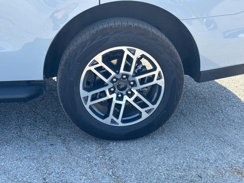 2025 Ford Expedition Active 4x4
