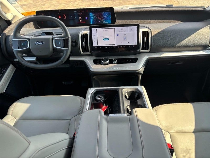 2025 Ford Expedition Active 4x4